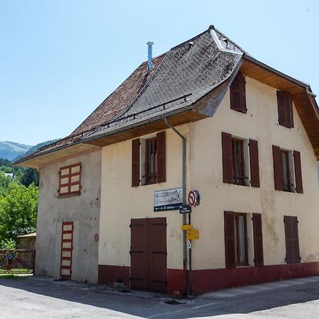 Maison De Village A St Pierre D'Entremont Saint-Pierre-dʼEntremont Екстериор снимка