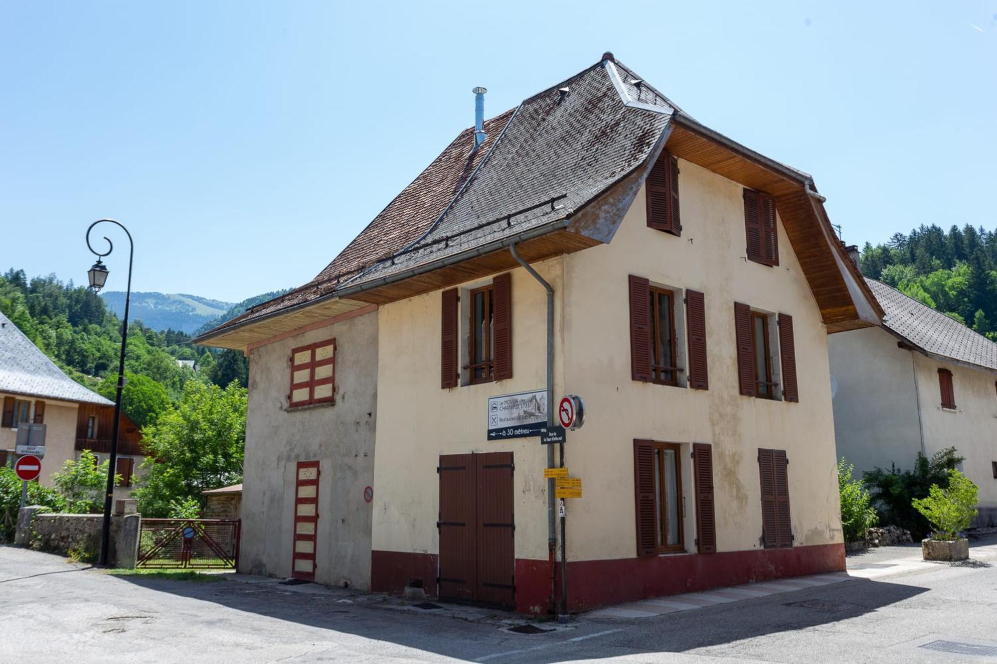 Maison De Village A St Pierre D'Entremont Saint-Pierre-dʼEntremont Екстериор снимка
